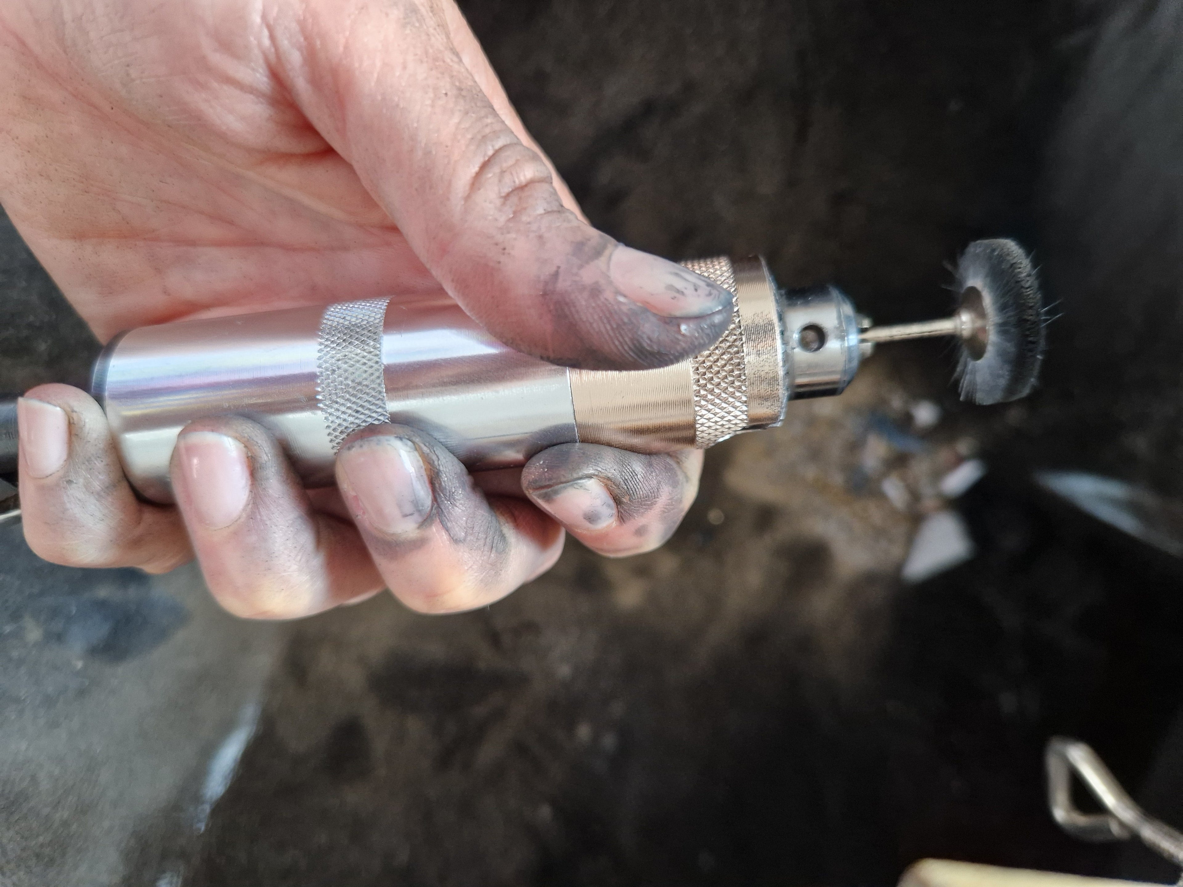 Un bijou artisanal : une histoire à porter